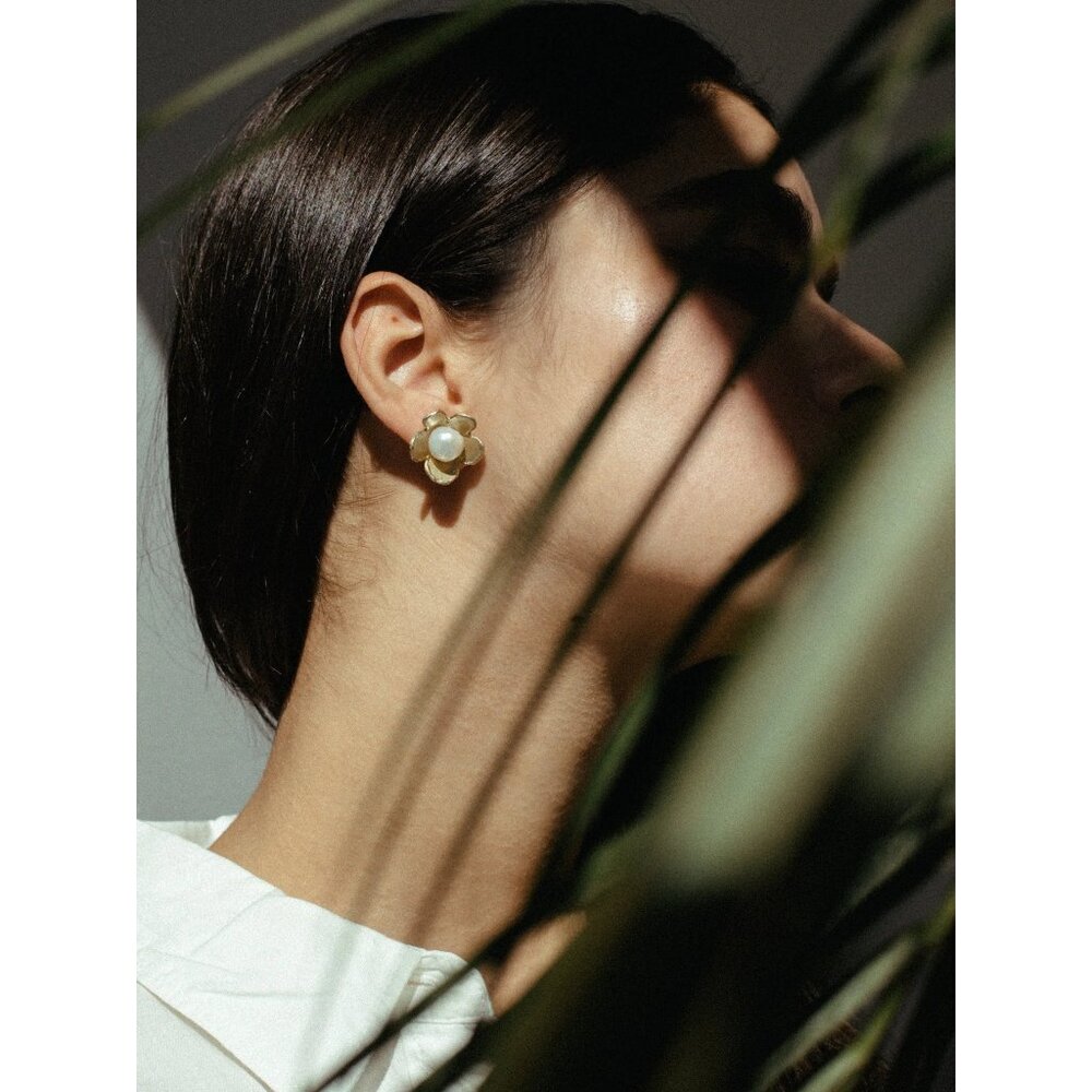 Anita Berisha - Daisy Stud Earrings - New In Box!